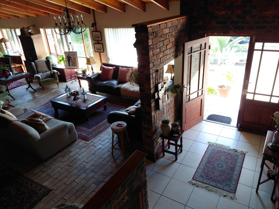 5 Bedroom Property for Sale in Heuwelkruin Eastern Cape